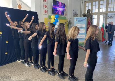 Откриване на STEM 8